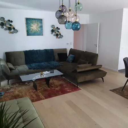 Apartamento Magnifique F3, 75m² avec Parking privé et Terrasse Estrasburgo Exterior foto