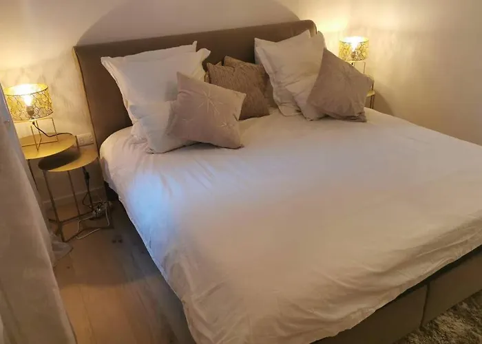 Magnifique F3, 75M² Avec Parking Prive Et Terrasse